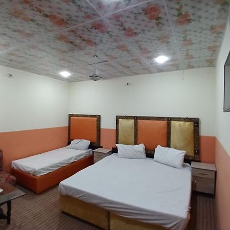 New Pak Royal Hotel Lahore Exteriér fotografie