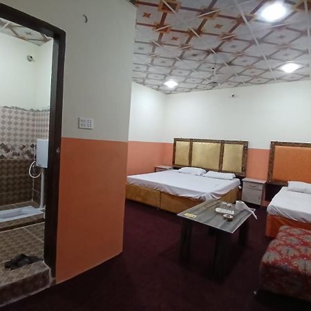 New Pak Royal Hotel Lahore Exteriér fotografie
