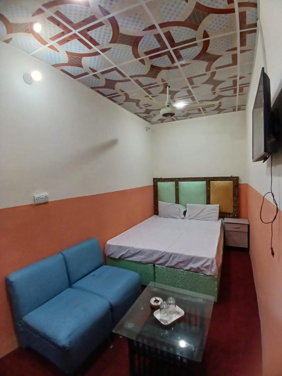 New Pak Royal Hotel Lahore Exteriér fotografie